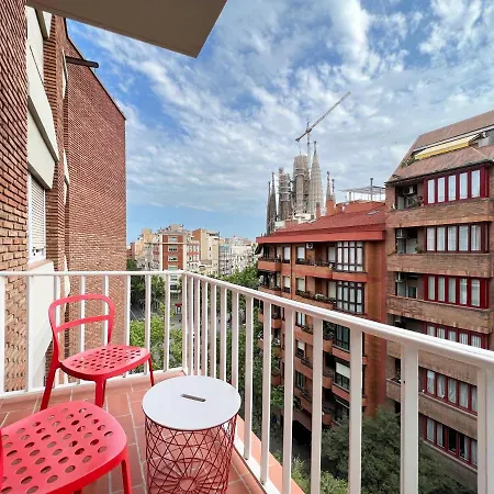 U-nique Gaudi I *